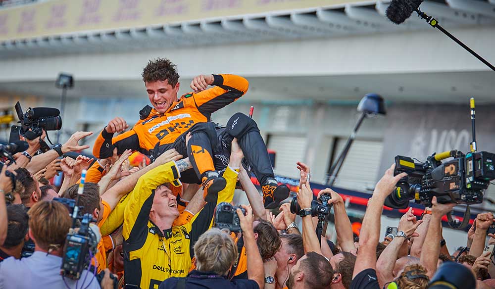 Norris celebran su primera victoria con su equipo McLaren