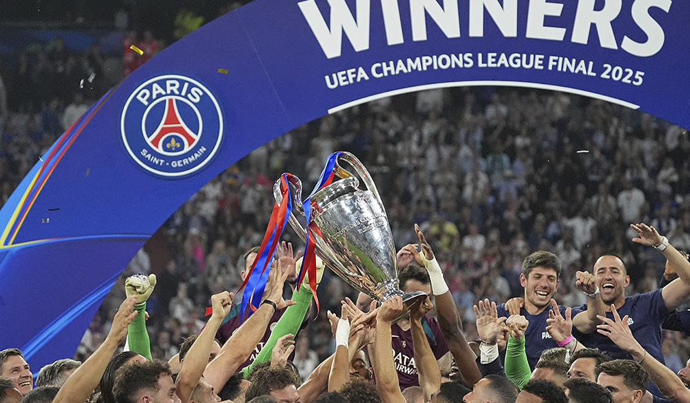 El PSG celebrando su victoria de Champions la temporada pasada